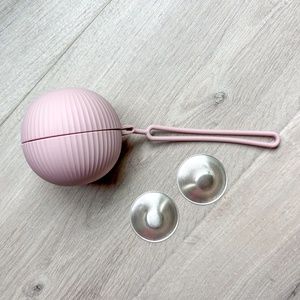 SILVERETTE The Original Silver Nursing Cups + Case